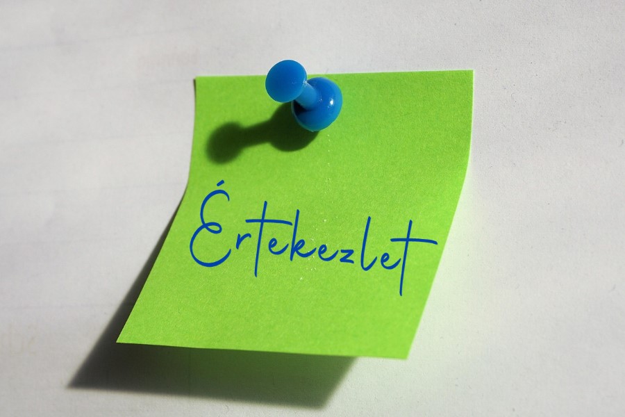 ertekezlet
